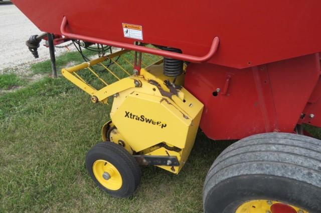 NH BR7070 Baler, 2009 Year