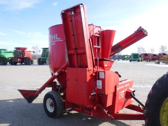 Gehl 170 Grinder Mixer
