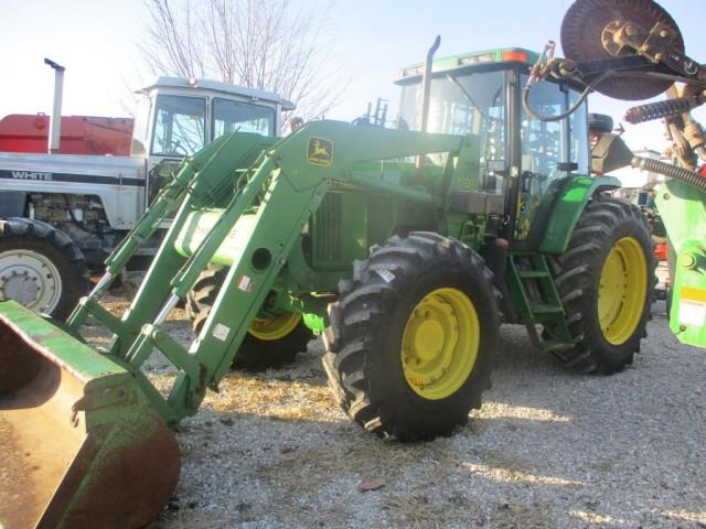 JD 7200 Tractor, MFWD,w/ Loader, Hrs 3400,