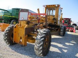 Champion D565T Road Grader