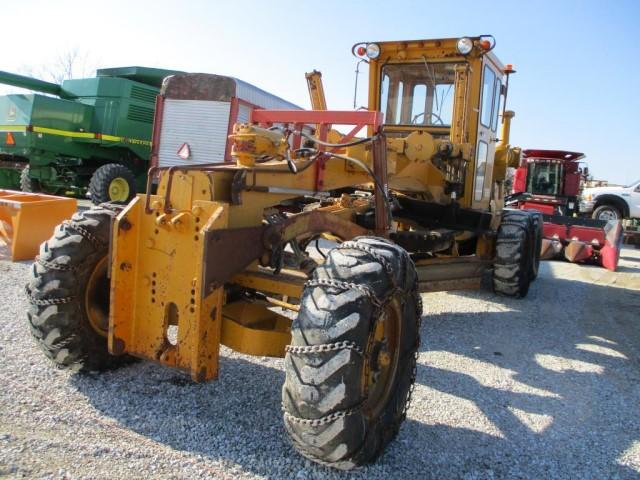 Champion D565T Road Grader