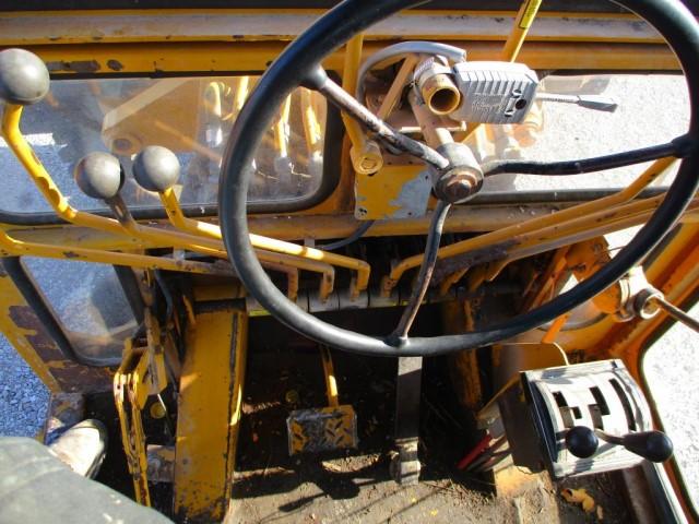 Champion D565T Road Grader