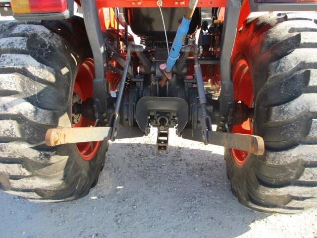 Kubota Tractor L4600 4X4  1340 Hrs Deisel