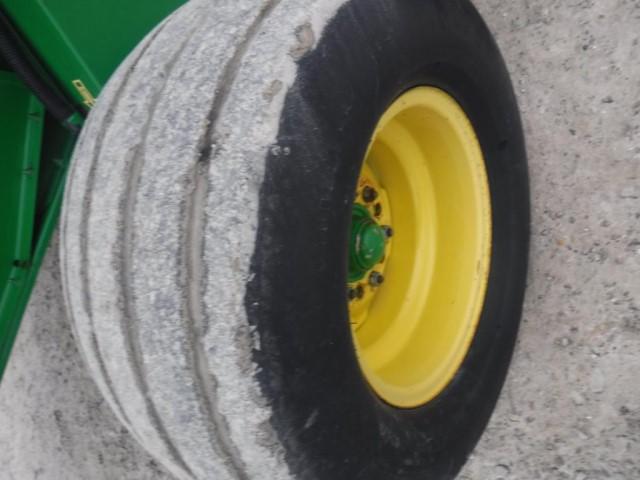 JD  567 Baler, Net Wrap,  Good Belts,