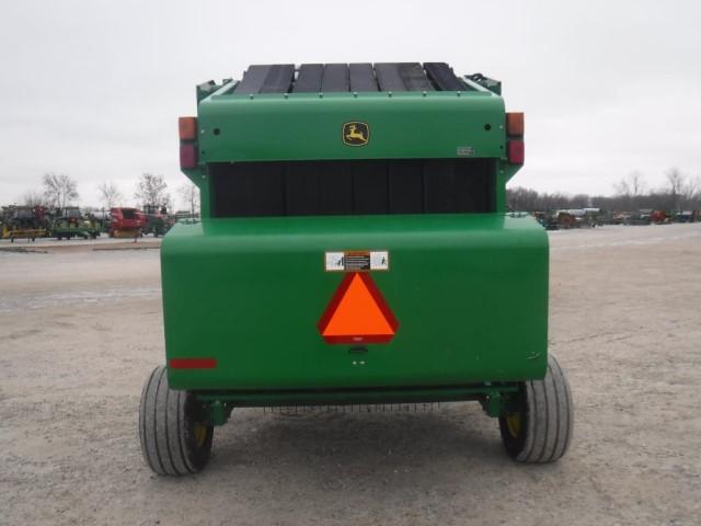 JD  567 Baler, Net Wrap,  Good Belts,