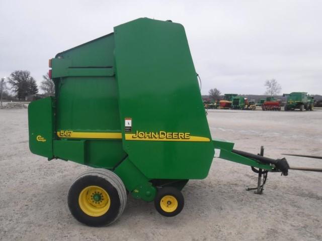 JD  567 Baler, Net Wrap,  Good Belts,