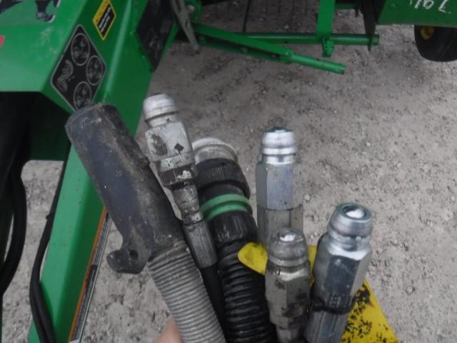 JD  567 Baler, Net Wrap,  Good Belts,