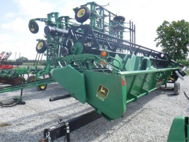 JD 930 Grain Head, 1996 Year