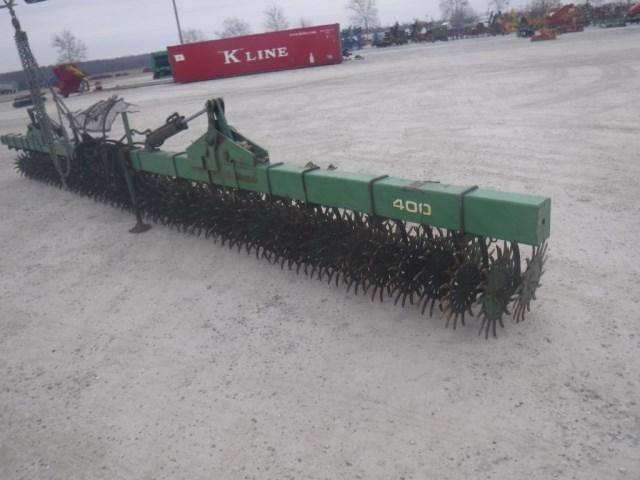 JD 400 Rotary Hoe