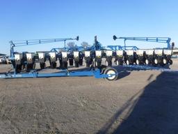Kinze 3600 Planter, 2005 Year