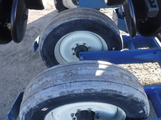 Kinze 3600 Planter, 2005 Year