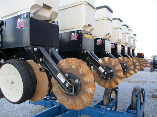 Kinze 3500 Planter,  2015 Year