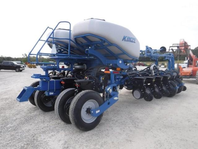 Kinze 4900 Planter, 2014 Year