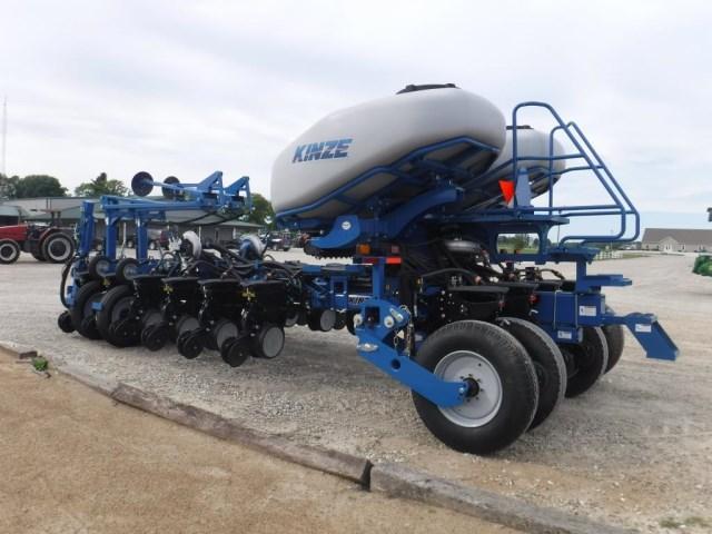Kinze 4900 Planter, 2014 Year