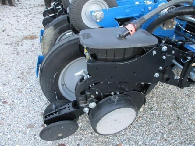 Kinze 4900 Planter, 2014 Year