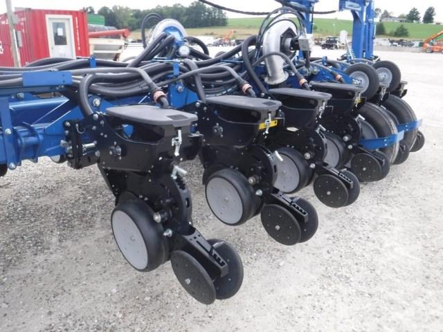 Kinze 4900 Planter, 2014 Year
