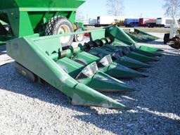 JD 643 Corn Head