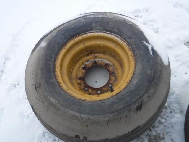 Tires & Wheels 13.5 X 15