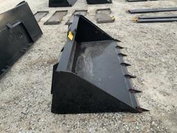 66" Quick Attach Bucket With Teeth