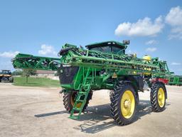 2014 John Deere R4038 Self-Propelled Sprayer