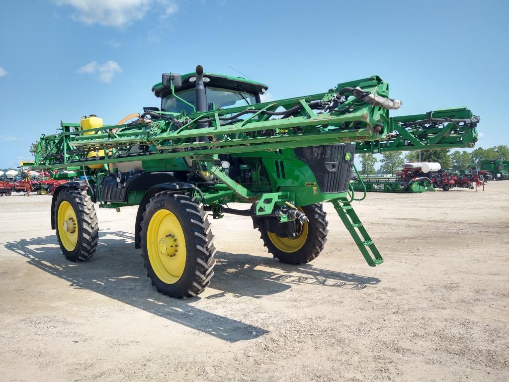 2014 John Deere R4038 Self-Propelled Sprayer