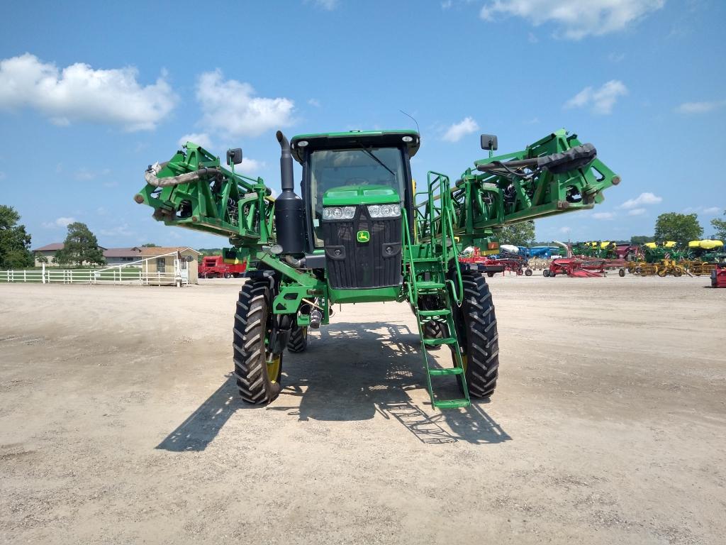 2014 John Deere R4038 Self-Propelled Sprayer