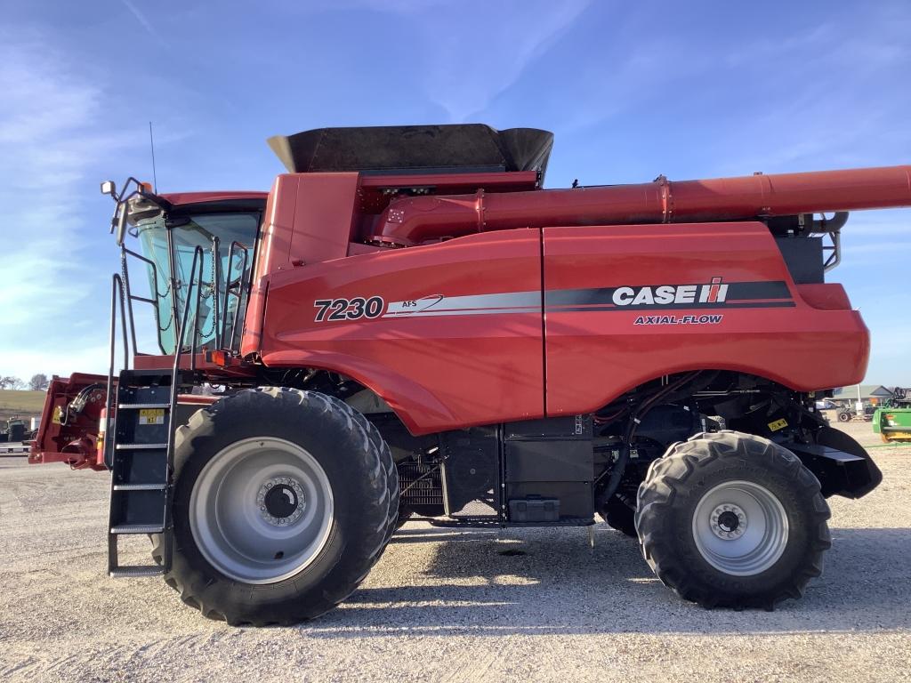 2014 Case IH 7230 4wd Combine