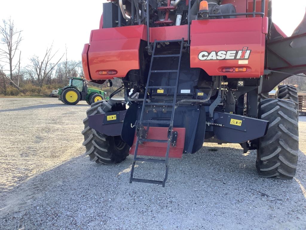 2014 Case IH 7230 4wd Combine