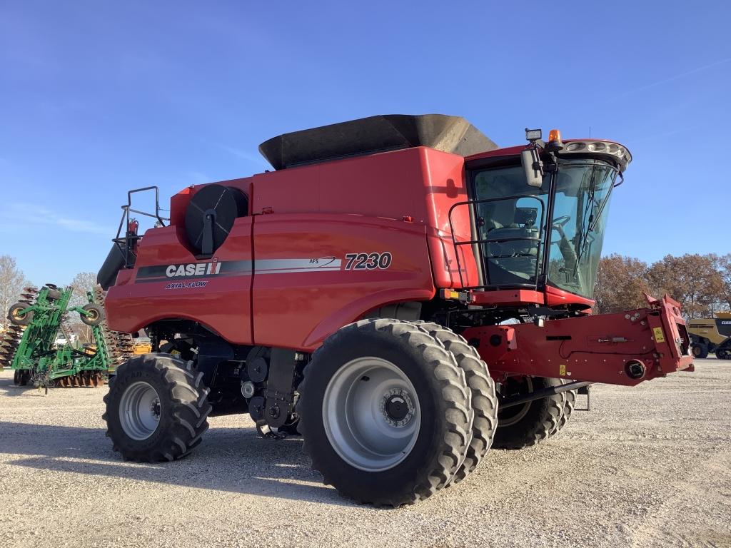 2014 Case IH 7230 4wd Combine