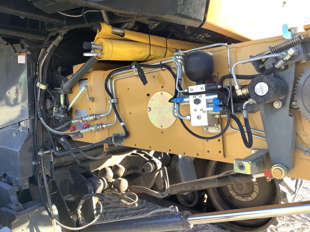 Cat Lexion 585R 4wd Combine