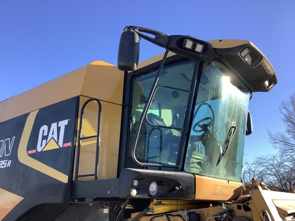 Cat Lexion 585R 4wd Combine