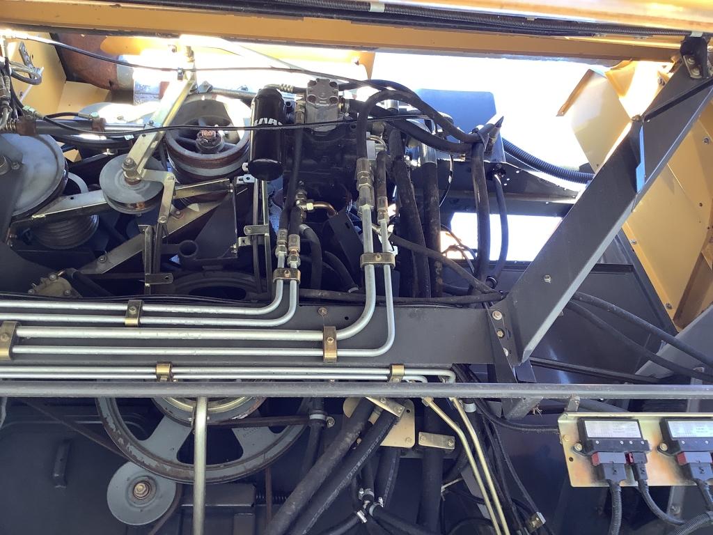 Cat Lexion 585R 4wd Combine