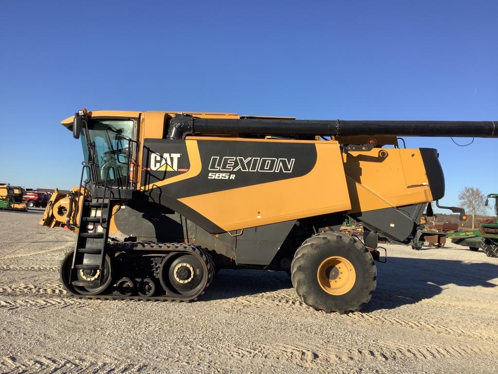 Cat Lexion 585R 4wd Combine