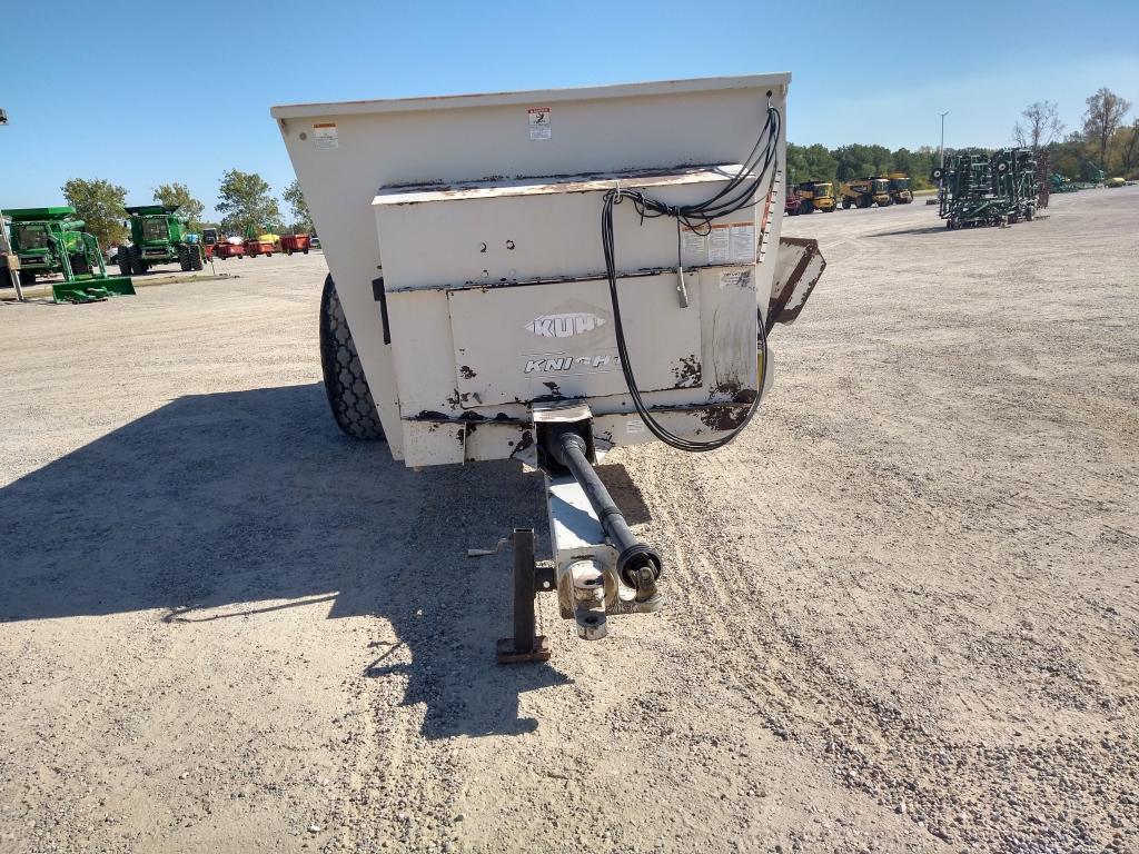 Kuhn Knight 8141 Manure Spreader
