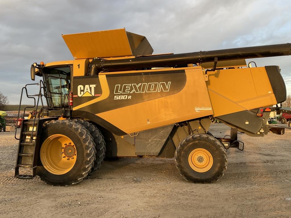 Cat Lexion 580R 2wd Combine