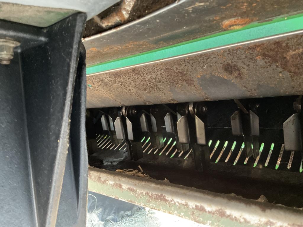 2014 John Deere S680 2wd Combine