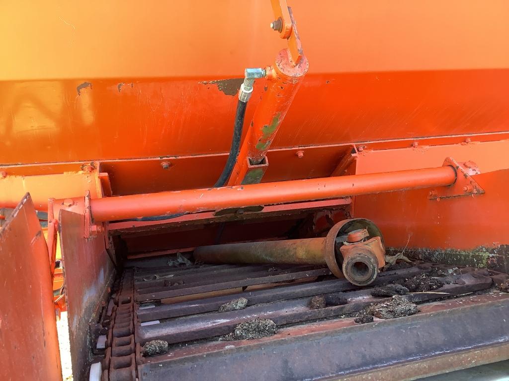 Oswalt 280H Feed Mixer