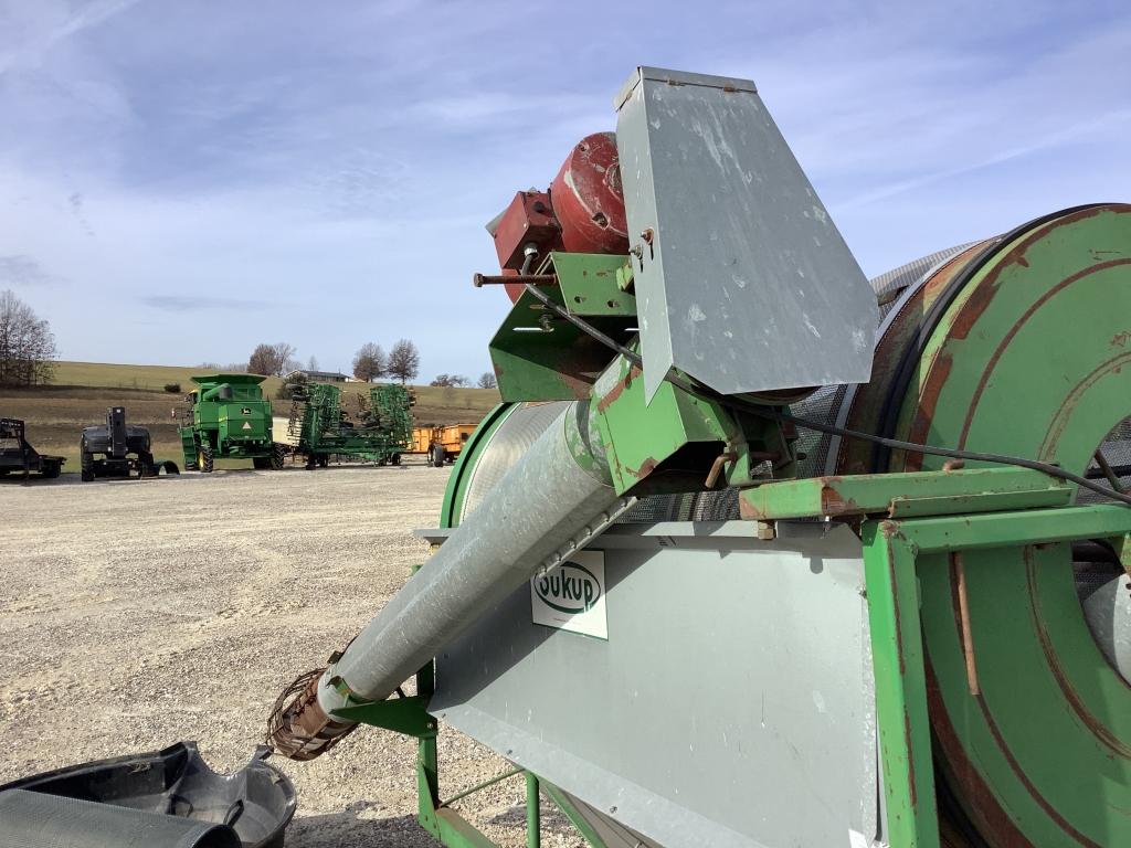 Sukup High-Capacity Grain Cleaner