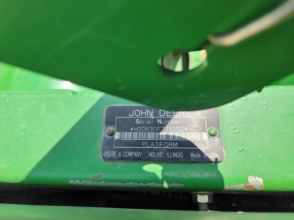 2005 John Deere 630F Grain Platform