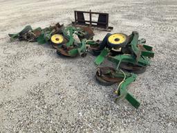 (16) John Deere Fertilizer Openers