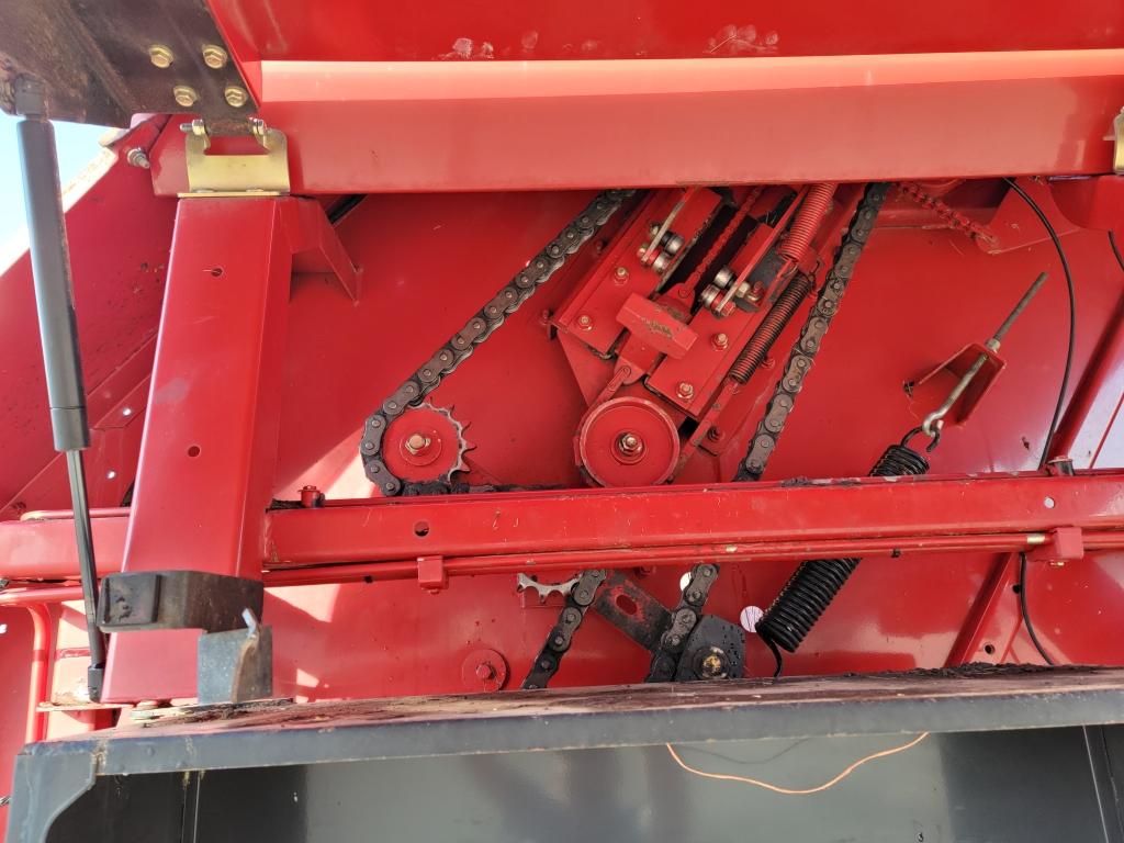 2007 Case IH RBX563 Baler