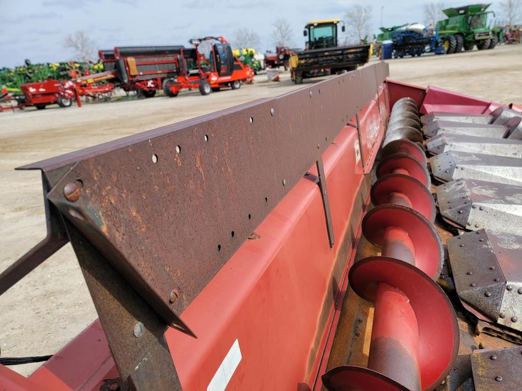 Case IH 1083 8R30 Corn Head