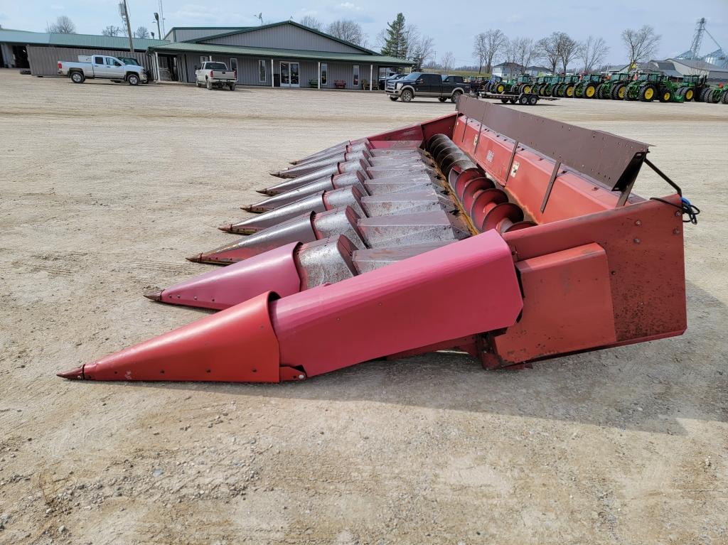 Case IH 1083 8R30 Corn Head