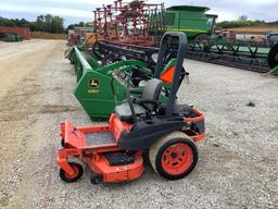 Kubota ZD1221 Lawn Mower