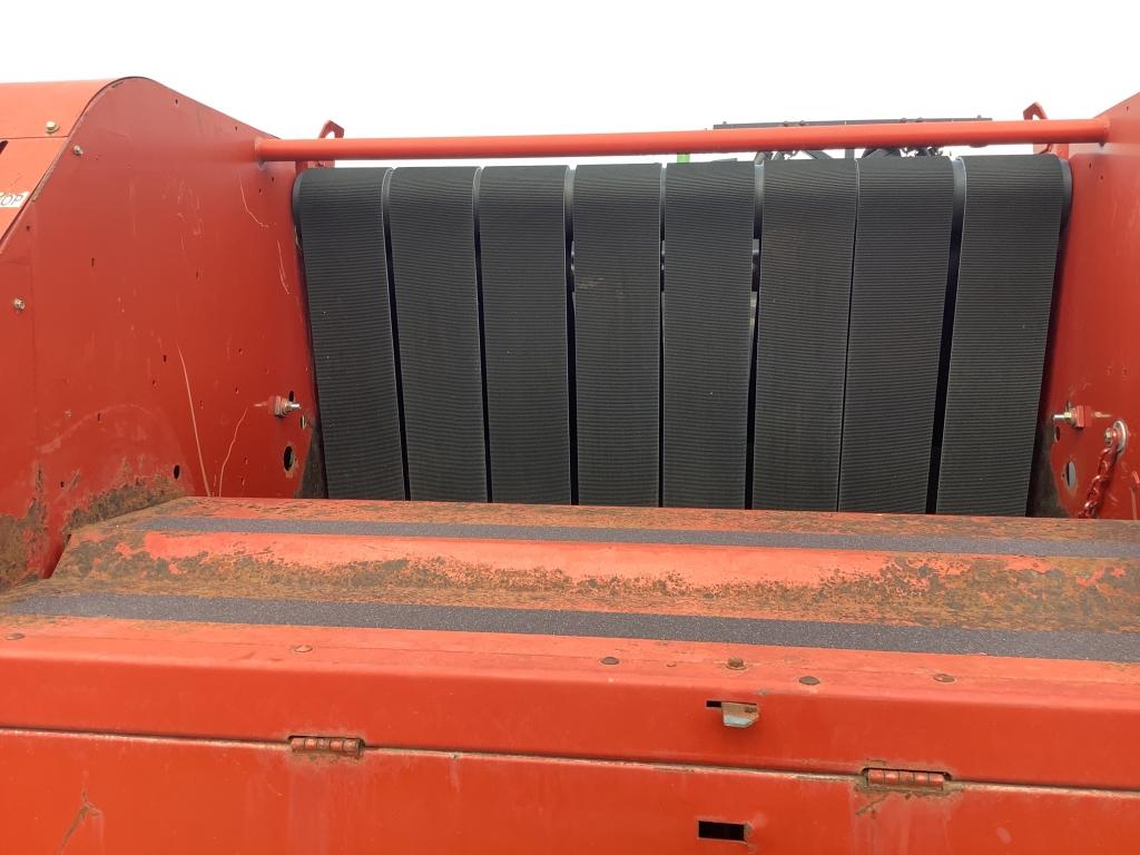 2004 New Holland BR770 Round Baler