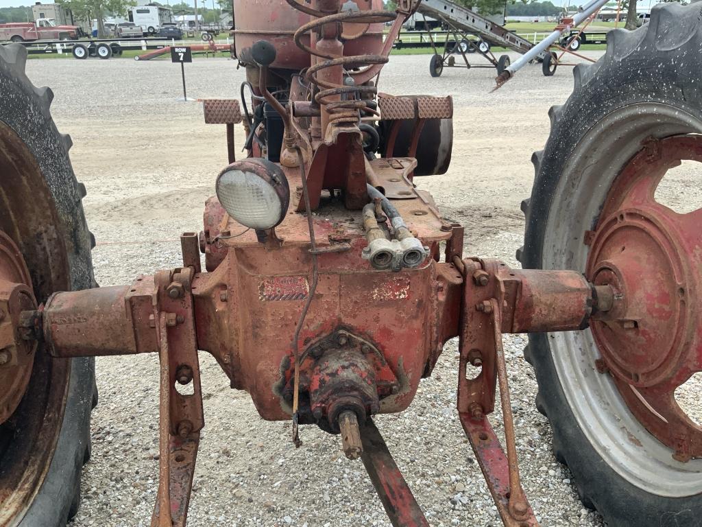 1953 Farmall Super M
