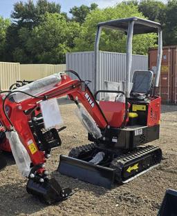 Mini Excavator w/ 16" Digging Bucket