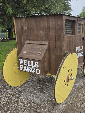 Stagecoach Chicken Coop