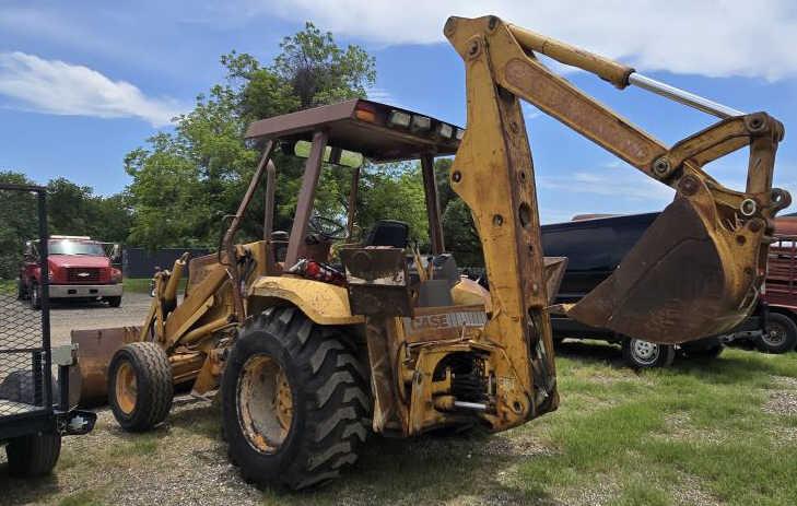 Case Construction King Back Hoe