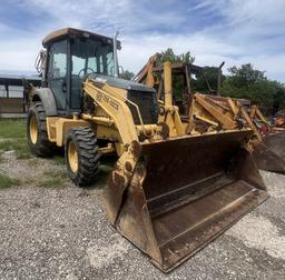 John Deere Back Hoe w/ Cab 4WD